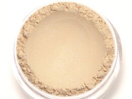 Glowing complexion finishing powder transparant